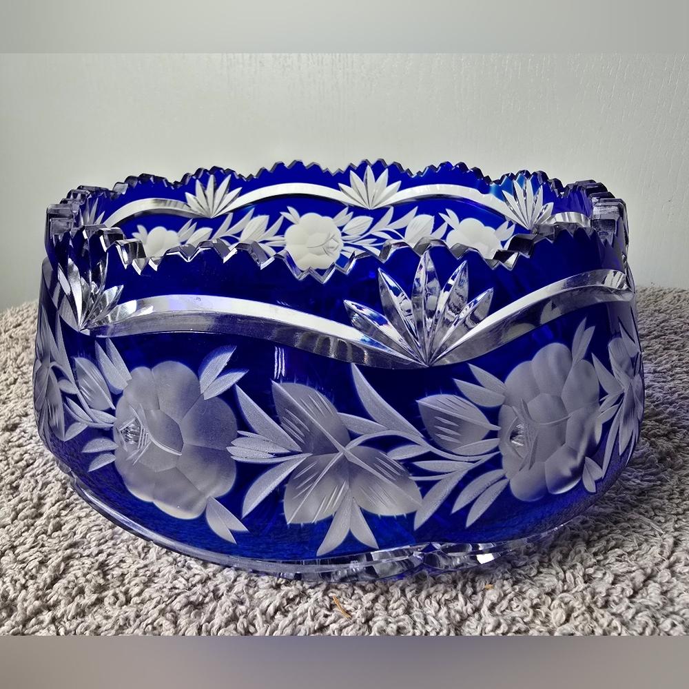 Lausiter Cobalt To Clear Crystal Bowl With Sawtooth Rim - Picture 3 of 12